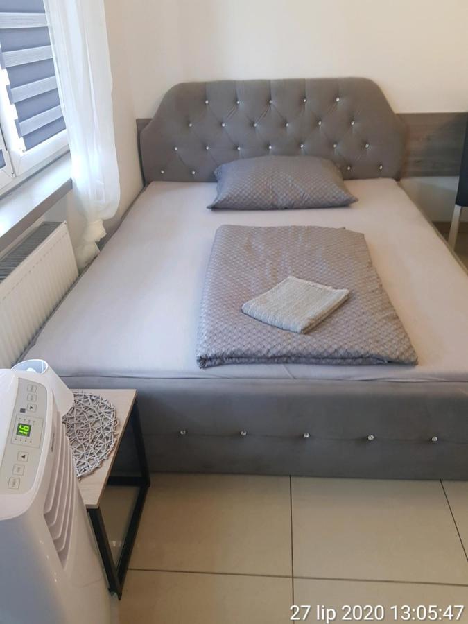Apartament Rudy 102 Self Check-In 24H Apartment Bytom Exterior photo